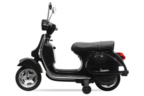 License Piaggio Vespa scooter children motorcycle with training wheels electric car 2x 20W 12V 7Ah | Motorcycles,partially,Vespa scooter