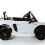 12V Licensed White Audi R8 Spyder Battery Ride On Car